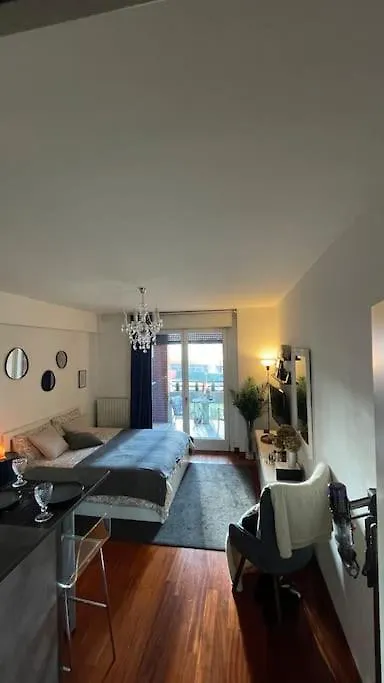 Apartment Gae Aulenti Home Milan Italy