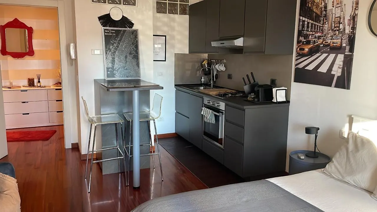 Gae Aulenti Home Mailand Italien